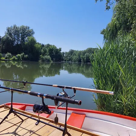 Bonom-zugi Pihenohaz Holiday home