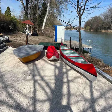 Bonom-zugi Pihenohaz Holiday home